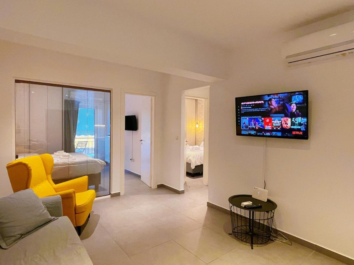 Wsd Hera Luxury Stylish 2Bd Apt With City View Balcony Near Merto 雅典 外观 照片